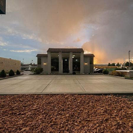 Little Suites Provo Extended Stay Bagian luar foto