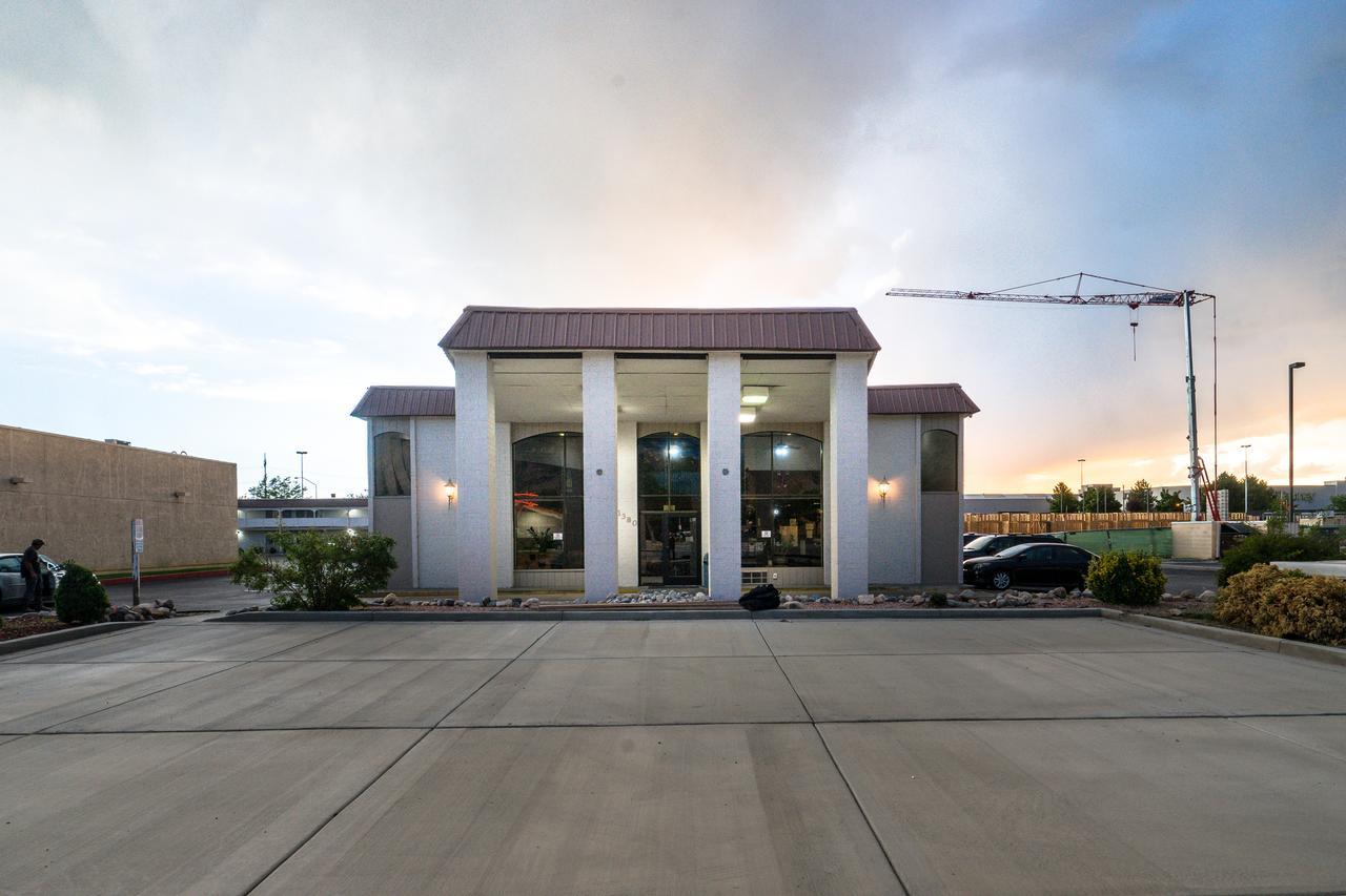 Little Suites Provo Extended Stay Bagian luar foto
