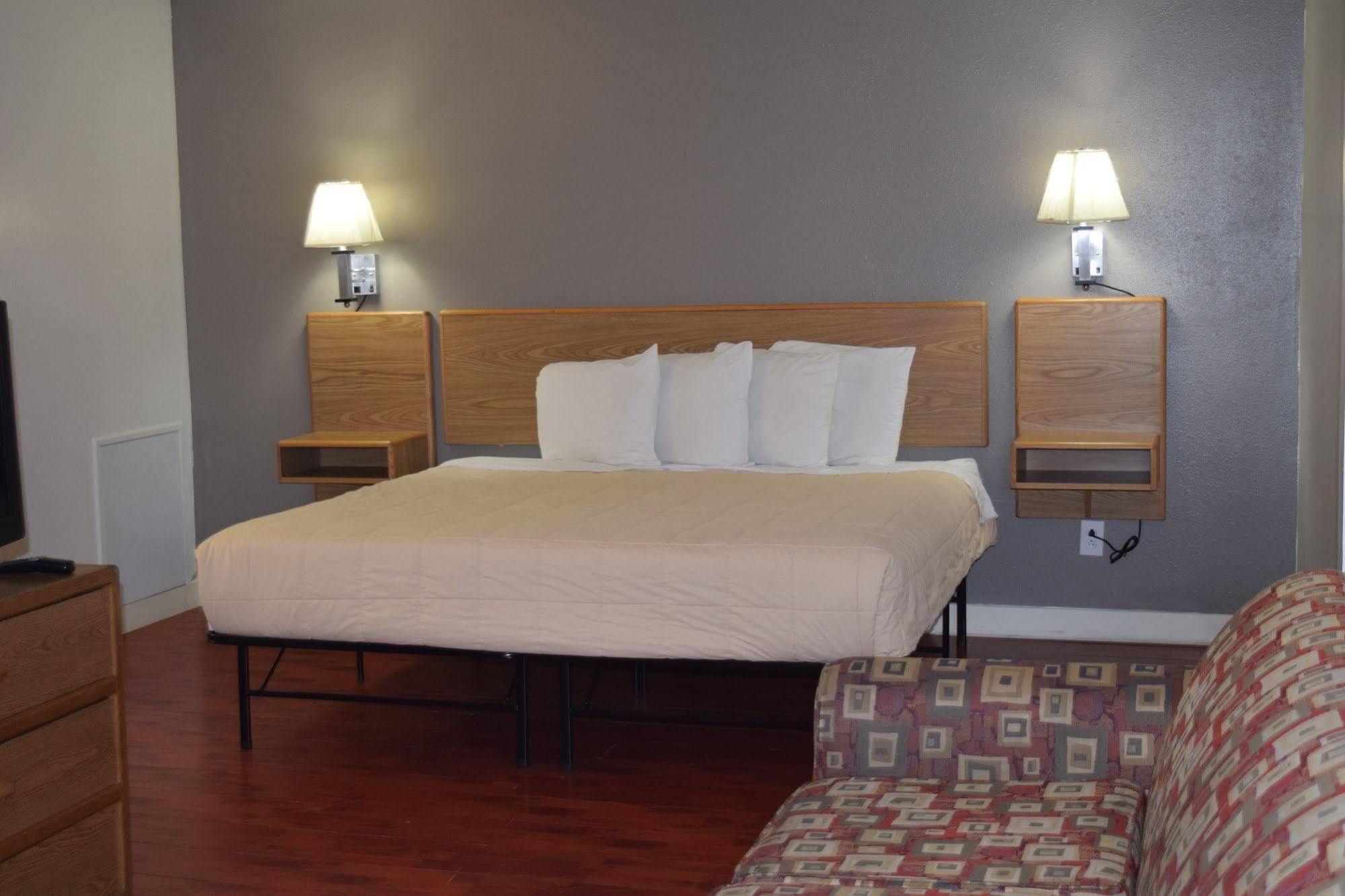 Little Suites Provo Extended Stay Bagian luar foto