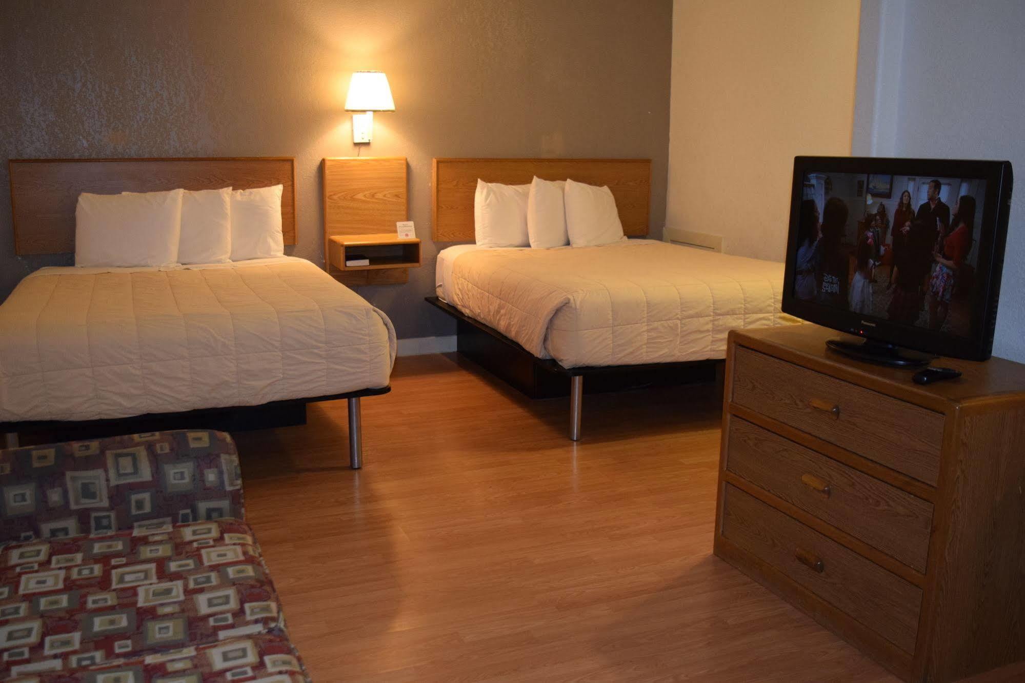 Little Suites Provo Extended Stay Bagian luar foto
